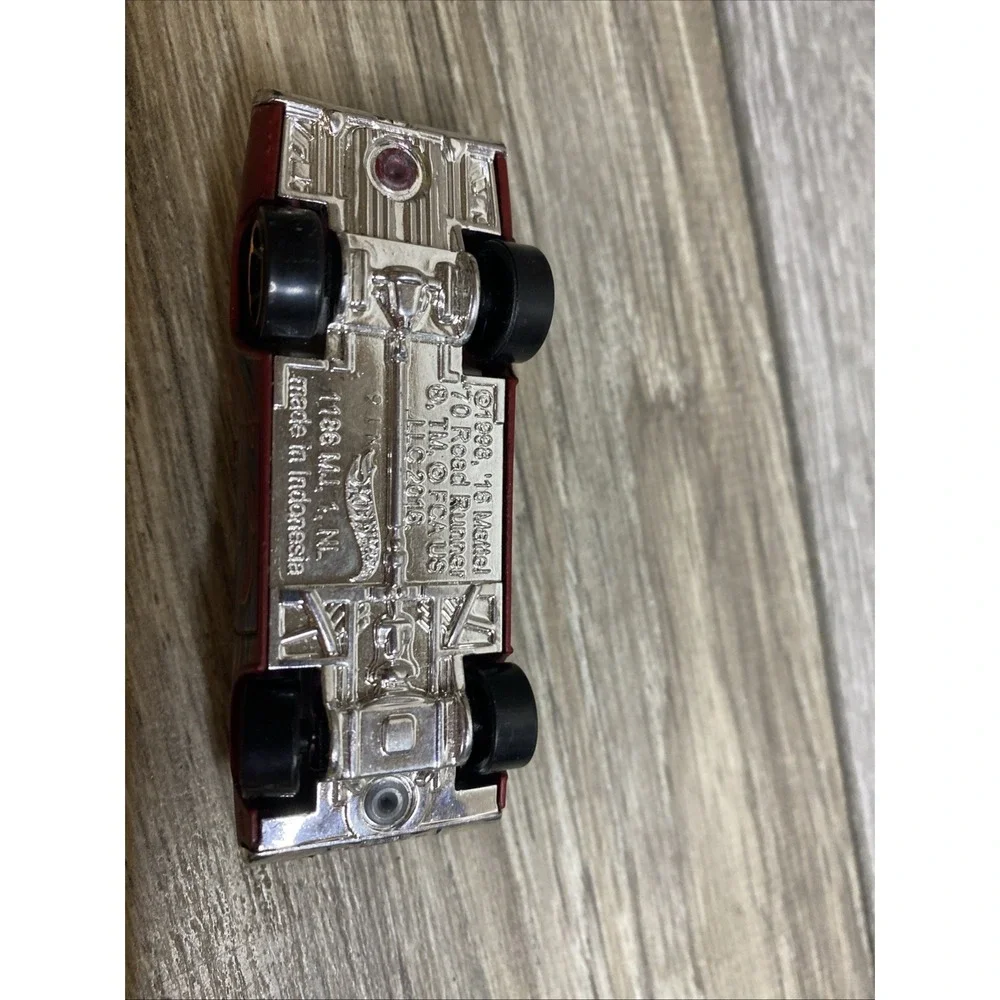 Hot Wheels '70 Plymouth Road Runner Flat Dark Red‎